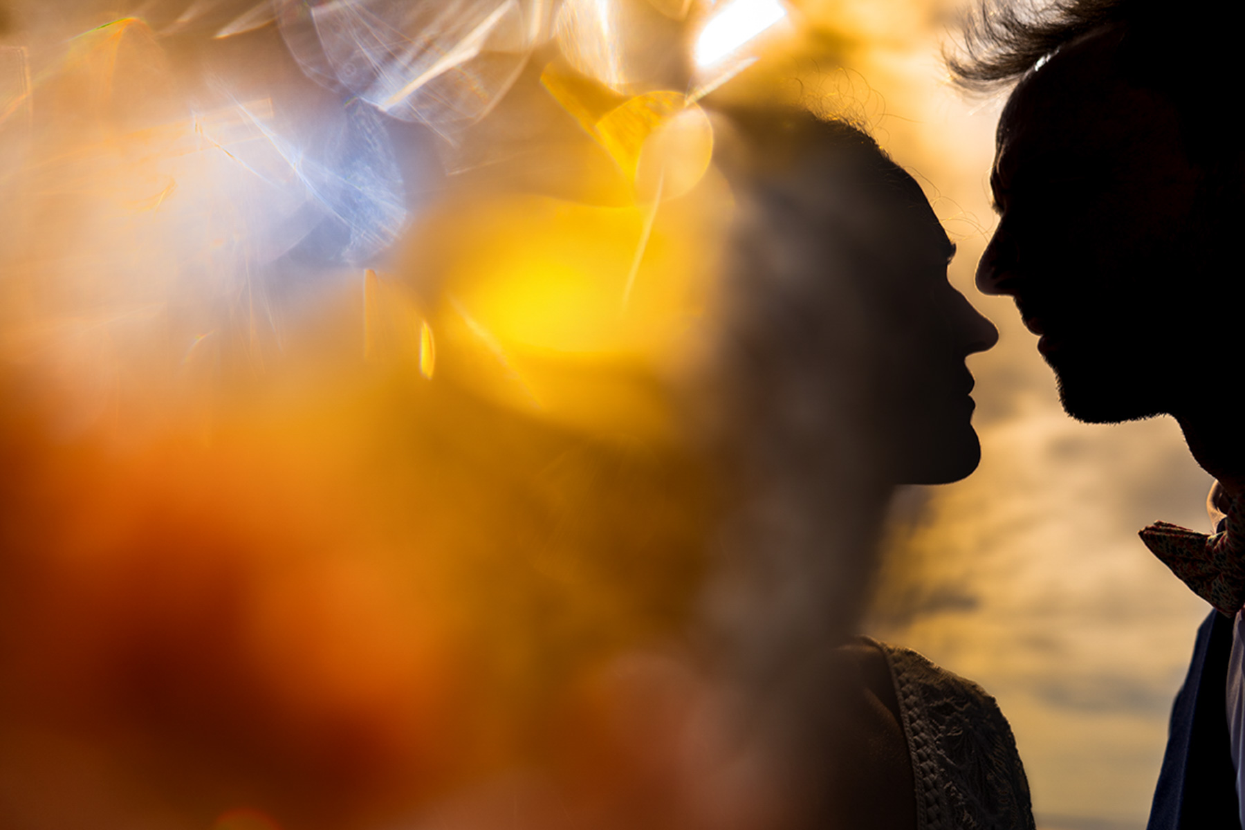 Silhouettes de profil, coucher de soleil